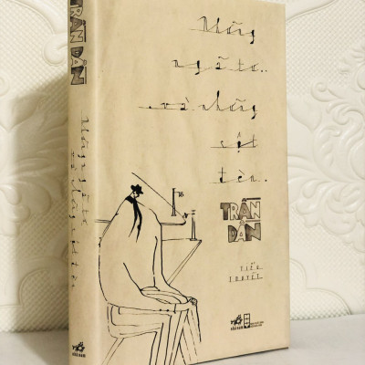Những Ngã Tư Và Những Cột Đèn