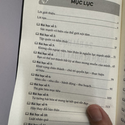 (Tái Bản 2023) 24 BÀI HỌC THẦN KÌ NHẤT THẾ GIỚI - Charles E. Haanel - Bizbooks - NXB Hồng Đức