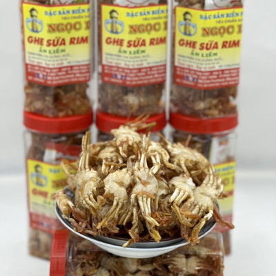 Ghẹ sữa rim gói (hộp) 1 kg đã chế biến ăn liền ngon ơi là ngon của shop Đặc Sản Biển Phan Thiết NGỌC DŨNG. Hạn sử dụng 12 tháng kể từ ngày đặt hàng