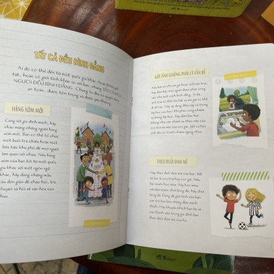 (In màu toàn bộ) – Combo 5 cuốn CÔNG DÂN NHÍ VĂN MINH – Tớ Bình Tĩnh Ngay Thôi – Tớ Làm Nên Khác Biệt – Siêu Năng Lực Của Tớ - Tớ Giữ Niềm Hy Vọng -  Công Chúa Không Hoàn Hảo Và Chú Rồng Không Khủng Khiếp Nhã Nam  – NXB Thông Tấn