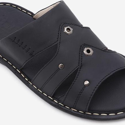 Dép nam Huy Hoàng màu 3 quai màu đen HT7778