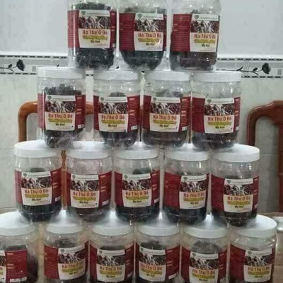 COMBO HAI HỘP HÀ THỦ Ô ĐỎ MẸ KEN-Loại có thành phần đậu đen giảm nóng trong, 2 hộp 1 ký 