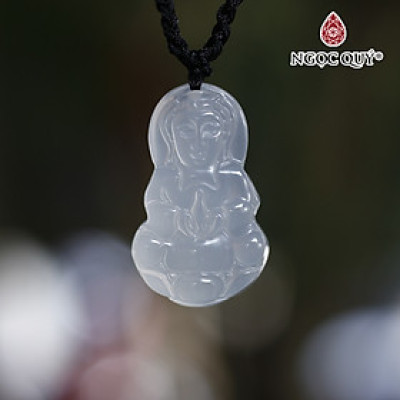 Mặt dây chuyền phật bà đá mã não trắng mệnh thủy, kim - Ngọc Quý Gemstones