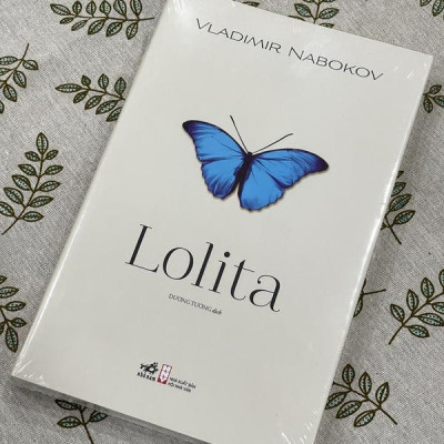 Sách - Lolita (Nhã Nam HCM)