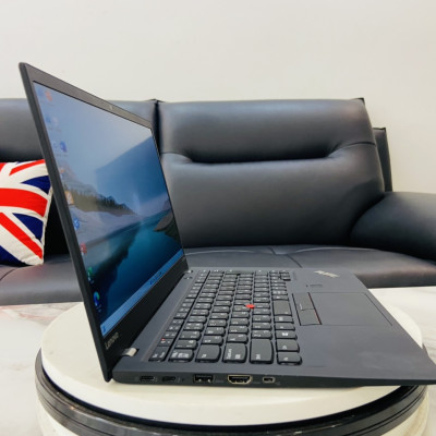 LAPTOP LENOVO X1 CARBON GEN 4/ CORE I5-6300U / RAM 8GB / SSD 512GB / MÀN HÌNH 14 INCH / HÀNG CHÍNH HÃNG