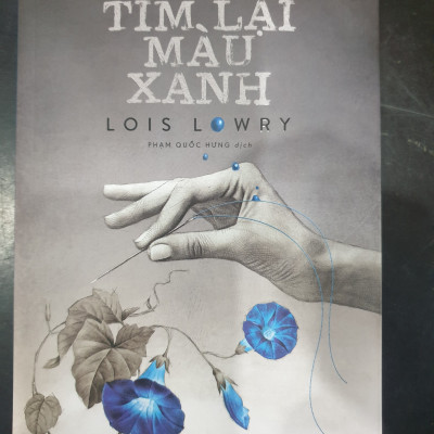 Combo 2 cuốn Tiểu Thuyết Hấp Dẫn: Tìm Lại Màu Xanh+ Đi Trốn  (Tặng kèm BookMark Happy Life)  