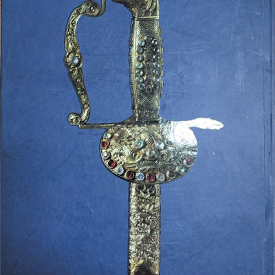 Từ Musée Khai - Dinh đến bảo tàng cổ vật cung đình Huế (From Musée Khai - Dinh to Hue Royal Antiquities Museum)