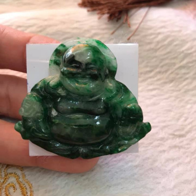 MẶT DÂY CHUYỀN NAM PHẬT DI LẶC ĐÁ CẨM THẠCH TỰ NHIÊN XANH NGỌC LÝ ĐẸP QUÁ  SIZE Ngang 47mm x Cao 41mm x  Dầy 7mm  NAM BỌC VÀNG LÀM MẶT DÂY CHUYỀN ĐEO ĐẸP Ạ