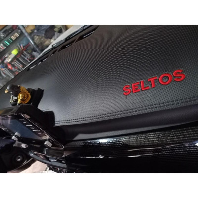 Thảm Taplo Chống Nắng Xe Kia Seltos 2023-2020 Mẫu Da Carbon, Nhung Cao Cấp