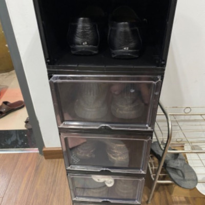 Hộp đựng giày Sneaker