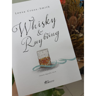 Whisky & Ruy băng -  Bản Quyền