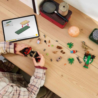 LEGO JURASSIC 76972 Đồ Chơi Lắp Ráp Cuộc Tẩu Thoát Khỏi Raptor (285 chi tiết)