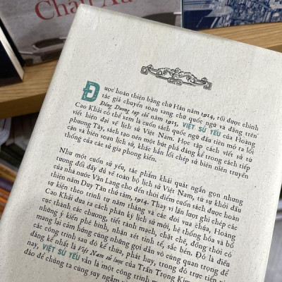 Sách - Việt Sử Yếu (Nhã Nam HCM)