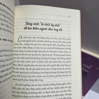 (Combo 2 cuốn) PHỤ NỮ THÔNG MINH BIẾT LÀM NGƯỜI VỢ NGỐC - PHỤ NỮ KHÔN NGOAN KHÉO ĂN NÓI GIỎI LẮNG NGHE – Thu Phương – Liên Việt – NXB Văn Học