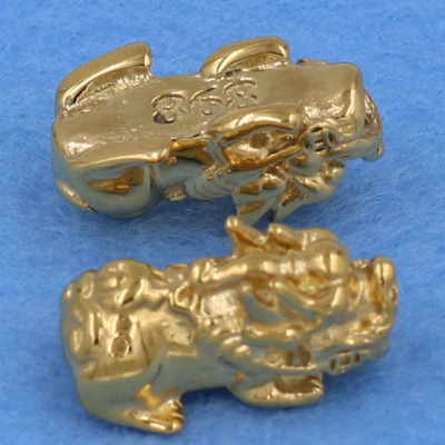 Chuỗi đeo tay Thạch Anh Xanh Lá Mờ 6 ly cẩn Tỳ Hưu inox vàng VTAXLMTHHBV6 - hợp mệnh Hỏa, mệnh Mộc