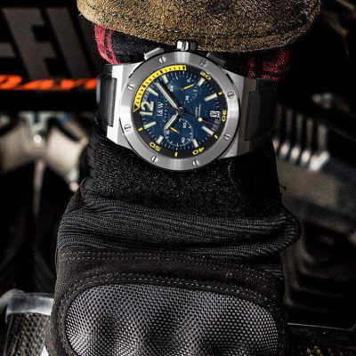 Đồng hồ nam chính hãng IW CARNIVAL IW605G-1 Kính sapphire ,chống xước ,Chống nước 30m ,Bảo hành 24 tháng,Máy điện tử(Pin),dây da cao cấp, thiết kế đơn giản dễ đeo