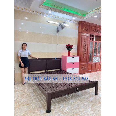 Giường sắt khung hộp kiểu mới bọc simili - Kích thước 1m6x2m - Giao hàng nhanh HCM