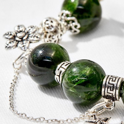 Vòng tay đá diopside phối ngôi sao Ngọc Quý Gemstones