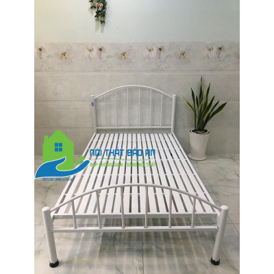 Giường sắt mỹ nghệ nhiều kích thước từ 1m đến 1m8 mẫu 04 - Bảo An