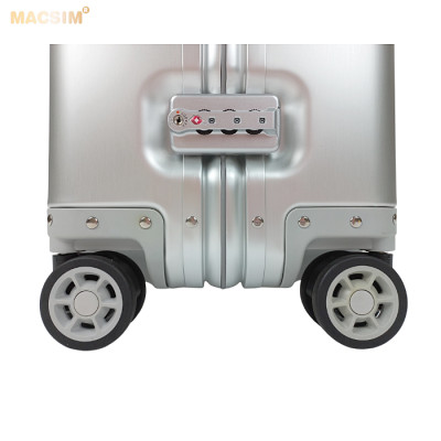  [XẢ KHO GIÁ SỐC – GIẢM 50%]  Vali hợp kim nhôm nguyên khối Macsim MS1313 24inches – lỗi cực nhỏ về sơn gần logo