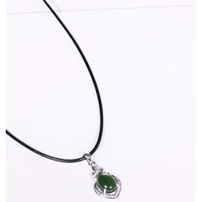 Mặt dây chuyền hoa văn đá ngọc bích mệnh hỏa, mộc - Ngọc Quý Gemstones
