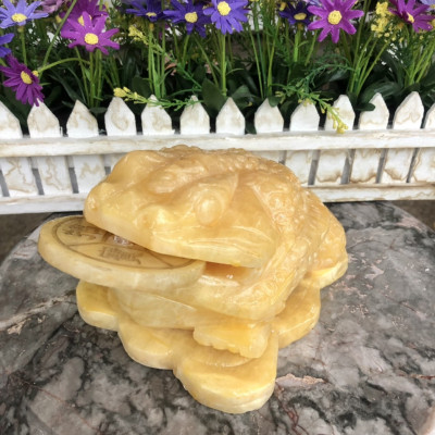 Tượng Cóc Ba Chân, Cóc Ngậm Tiền, Thiềm Thừ phong thủy chiêu tài lộc đá ngọc hoàng long - Dài 17 cm