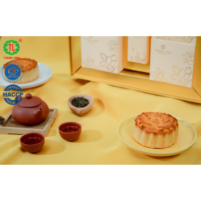 Bộ Hộp Bánh Trung Thu Vinh Quang - 4 bánh 2 trứng (270g) Thành Long - Tặng 1 hộp trà - Việt Nam