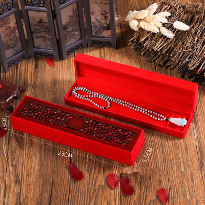 HỘP NHUNG ĐỎ GỖ DÀI ĐỰNG DÂY CHUYỀN , LẮC TAY , TRÂM CÀI TÓC