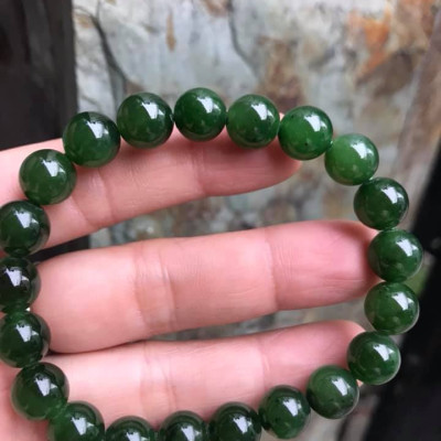 VÒNG TAY NỮ XANH HY VỌNG 9,5MM ĐÁ NGỌC JADE HAY GỌI ĐÁ NGỌC BÍCH LOẠI ĐẸP XINH TAY MỆNH MỘC HỎA ĐEO SANG