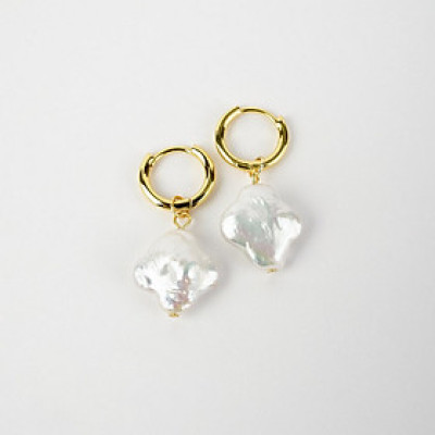 Bông Tai Ngọc Trai FW Baroque UK Style (Clover Pearl) - MOOON Jewelry