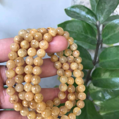 VÒNG TAY ĐÁ THẠCH ANH TÓC VÀNG TỰ NHIÊN SẠCH ĐẸP 108 HẠT SIZE VÒNG 7MM 100% ĐÁ THIÊN NHIÊN NỮ MỆNH KIM MỆNH THỔ MỆNH THỦY ĐEO KIỂU QUẤN TAY RẤT SANG RẤT XINH Ạ