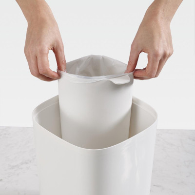 Hộp đựng rác Joseph Joseph xám JJ705140, ngăn chia rác cho phép bạn phân loại chất thải phòng tắm có thể tái chế và không thể tái chế