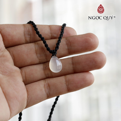 Mặt dây chuyền giọt nước mã não trắng 14x10mm mệnh thủy, kim - Ngọc Quý Gemstones
