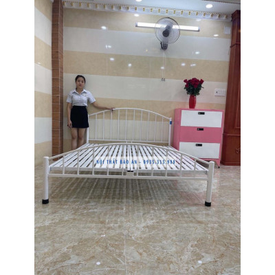 Giường sắt Kiểu Cổ Điển 1MX2M Bao Ráp Và Ship HCM New 100% - Nội Thất Bảo An