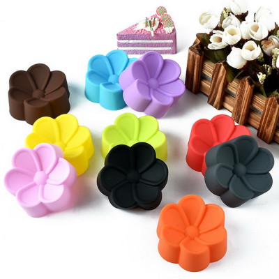Bộ 10 khuôn silicon 3 lớp làm bánh, rau câu, bánh bông lan, bánh da lợn hình hoa mai 5 cánh tròn – Mã số 1100