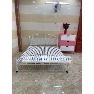 Giường sắt mỹ nghệ BẢO AN 1m4x2m