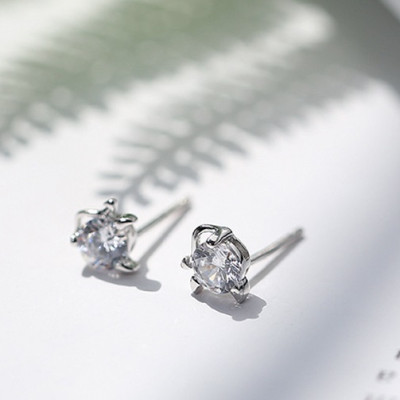 Bông tai S925 một hạt đá trắng nhỏ xinh