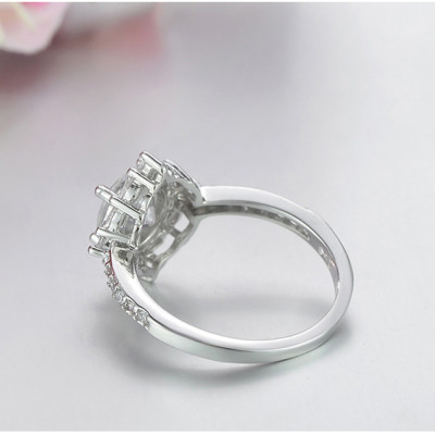 Nhẫn xoàn đính đá, kiểu dáng kim cương, chất liệu hợp kim tráng Platin, Mẫu Luxi Green 0016, Kèm hộp đựng Cẩm Tú