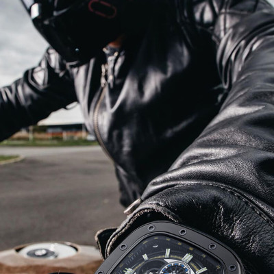 Đồng hồ nam chính hãng IW CARNIVAL IW666G-1 Kính sapphire ,chống xước,Chống nước ,Bảo hành 24 tháng,Máy cơ (Automatic),Dây da cao cấp,thiết kế lộ cơ thể thao