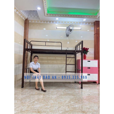 Giường sắt tầng hộp màu nâu 0.8mx0.8x2m, tháo lắp dễ dàng