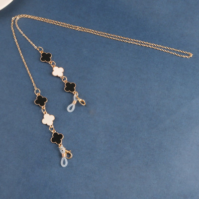 Dây đeo gọng kính mix cỏ 4 lá đen và trắng thời trang nam nữ cá tính chuỗi đeo khẩu trang airpod phụ kiện phong cách Hàn Quốc