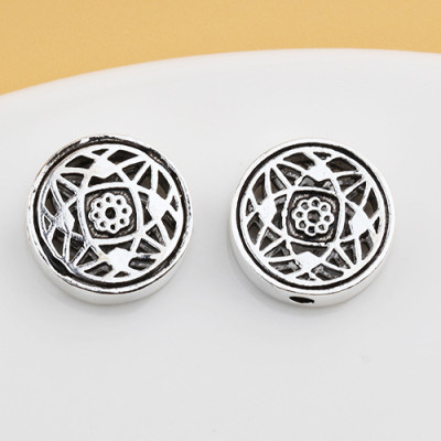 1 Cái Charm bạc tròn xỏ ngang hoa văn - Ngọc Quý Gemstones