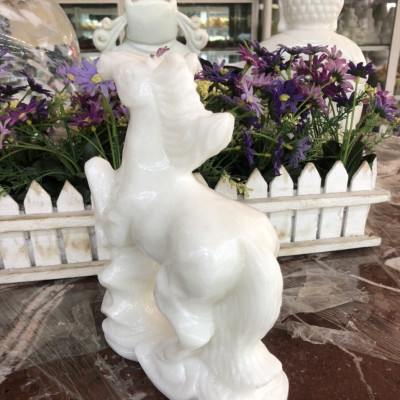 Tượng 12 con giáp phong thủy đá trắng trang trí bàn làm việc - Cao 20 cm