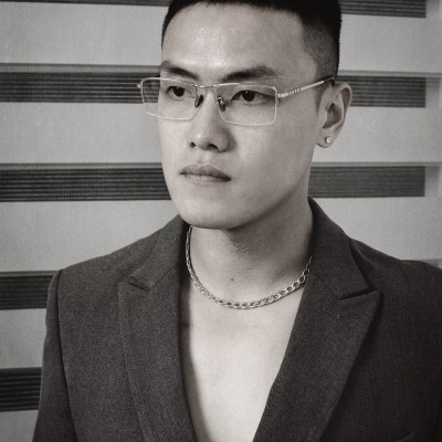 Gọng kính titanium thời trang nam siêu nhẹ siêu bền OURESS sw10002