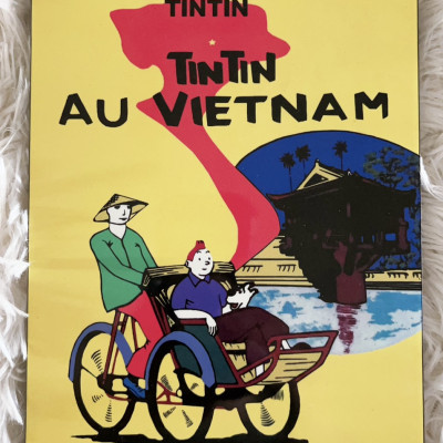 Tranh sơn mài - Tin Tin Việt Nam - Phong cách Retro - Văn hoá Đông Dương hòa quyện