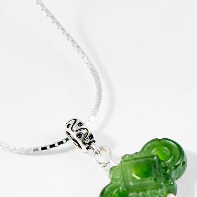 Mặt Dây Chuyền Phong Thủy Đá Ngọc Bích Mệnh Mộc, Hỏa Ngọc Quý Gemstones