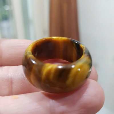 Nhẫn Nam Đá Mắt Hổ Vàng Nâu Tiger Eyes Tự Nhiên đậm bóng đẹp mới ni 20mm x Cao 12mm / 11mm dầy 4mm nam mệnh Kim mệnh Thổ mệnh Thủy đeo ni 20mm rẻ đẹp ạ