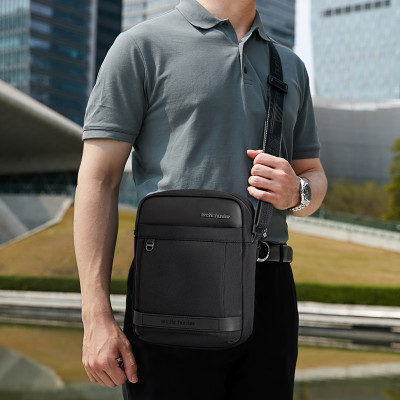 Túi đeo chéo, đeo hông nam Arctic Hunter K00162 chất liệu Oxford chống thấm nước, thiết kế nhiều ngăn tiện dụng