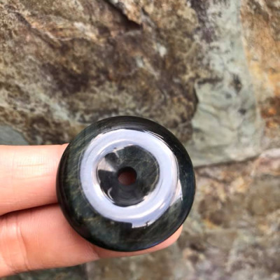 Mặt Dây Chuyềnn Đồng Tiền Điếu đá mắt hổ đen xanh xíu vàng tự nhiên  size 33mm x dầy 8,5mm  Nam mệnh Thủy Mộc 