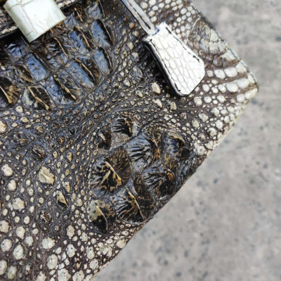 Túi xách nữ Da cá sấu nguyên thủy mộc mạc!